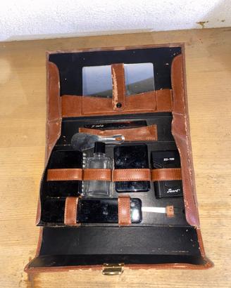 Set da toilette / manicure da viaggio (necessaire)