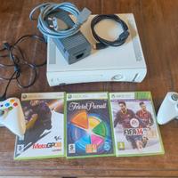 Xbox 360 Con 2 Controller e 3 Giochi