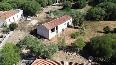 RUSTICO A LOIRI PORTO SAN PAOLO