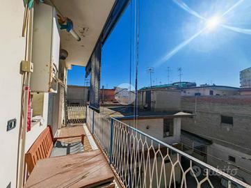 4 LOCALI A MELITO DI NAPOLI