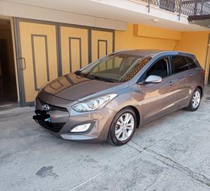 Hyundai i30 Wagon 1.6 Crdi 110 cv full optionals