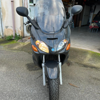 Piaggio x9