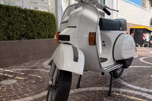 Vespa px 125 arcobaleno