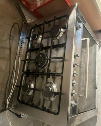 Forno elettrico con piano cottura