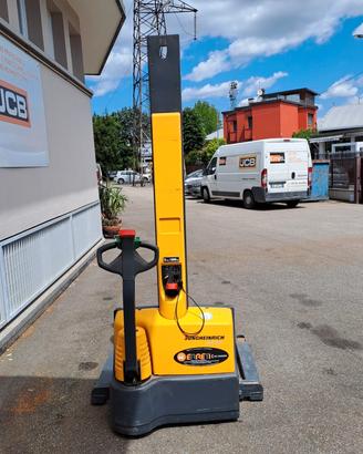 Stoccatore elettrico uomo a terra Jungheinrich mon