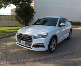 Audi Q5 40 TDI quattro Stronic Sline