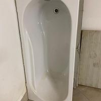 vasca da bagno in vetroresina