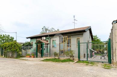 VILLA SINGOLA A MILANO