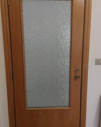 porta legno e vetro con serratura