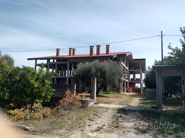 ? Villa Antisismica da Completare