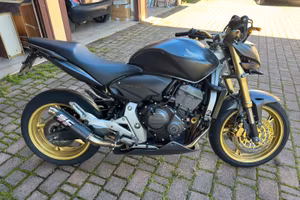 Honda Hornet 600 INCIDENTATA - motore funzionante
