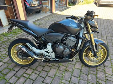 Honda Hornet 600 INCIDENTATA - motore funzionante