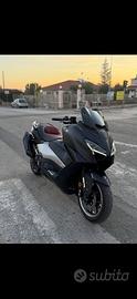T max 560