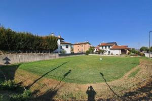 TERRENO EDIFICABILE A VILLADOSE