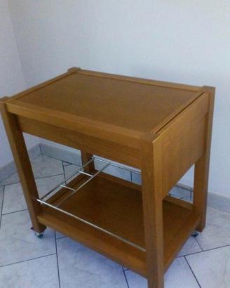 Carrello da cucina e sale 