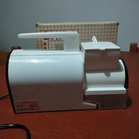 Ghiro - Grattugia elettrica da tavolo