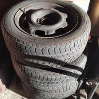 gome invernali con cerchi per  vw polo 2001