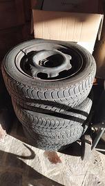 gome invernali con cerchi per  vw polo 2001