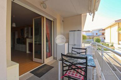 3 LOCALI A ROSETO DEGLI ABRUZZI