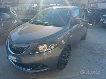 Lancia ypslin gold del 2023
