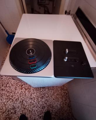  consolle wi dj Hero con relativi giochi 
