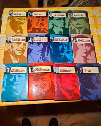 LOTTO 12 LIBRI FAMIGLIA CRISTIANA SIGILLATI