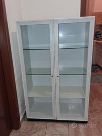 Vetrina con mobiletto bar