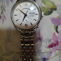 Lorenzo  centenario con riserva di carica.