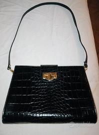 Borsa nera pelle effetto coccodrillo 
