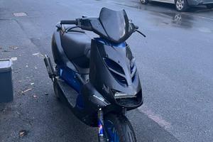 Aprilia SR 50 (70cc) piaggio