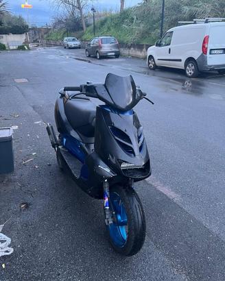 Aprilia SR 50 (70cc) piaggio trattabile