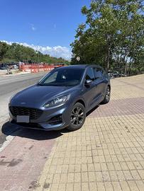 Ford kuga con 7 anni di garanzia