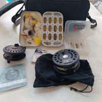 Attrezzatura per pesca a mosca.