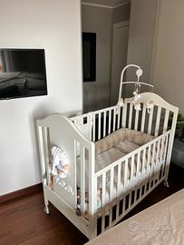 Lettino legno laccato Nanan completo di accessori