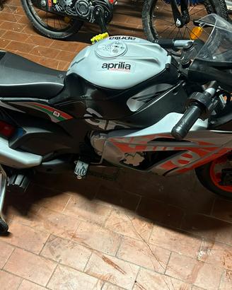 Moto elettrica bambino