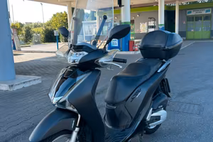 Honda Sh 125 nero