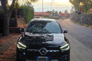 Mercedes GLA super accessoriata 