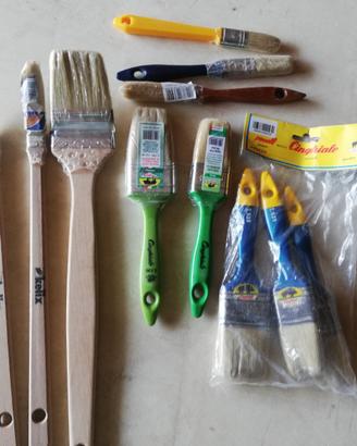 Pennelli radiatori pennellesse manico corto curvo
