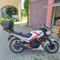 Honda VF400