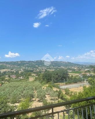 5 LOCALI A SANT'ANGELO A CUPOLO