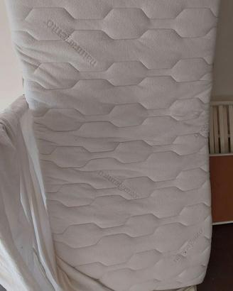 Materasso Memory Dorsal  85x190 con coprimaterasso