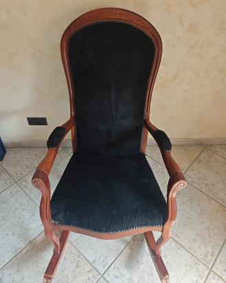 Sedia a dondolo vintage 