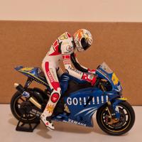 modellini scala 1/12 valentino rossi  più figurino
