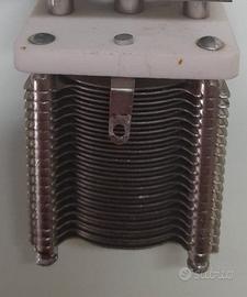 CONDENSATORE VARIABILE ISOLATO IN CERAMICA