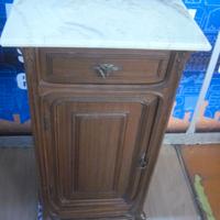 COMODINO D'EPOCA CON MARMO