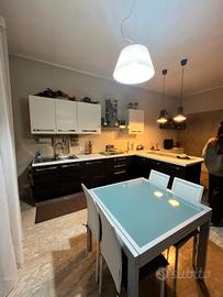 Cucina angolare seminuova