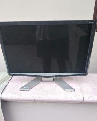Monitor usato poche volte, ben conservato