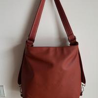 Nuova. Borsa Zaino a tracolla o spalla. Similpelle