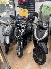Honda SH 125/150/300 da 1000 PERMUTE GARANZIA