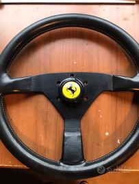 Volante Momo Ferrari 208 turbo 308 qv 328